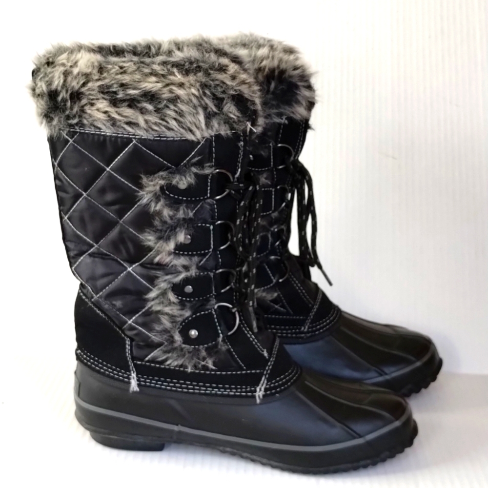 Khombu Jandice Black Tall Duck Boots Sz 8 quilted faux fur  snowboots outdoors